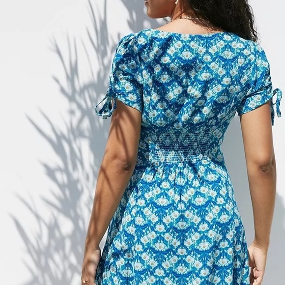 NWT Urban Outfitters UO Misha Mini Dress​ - Picture 6 of 9